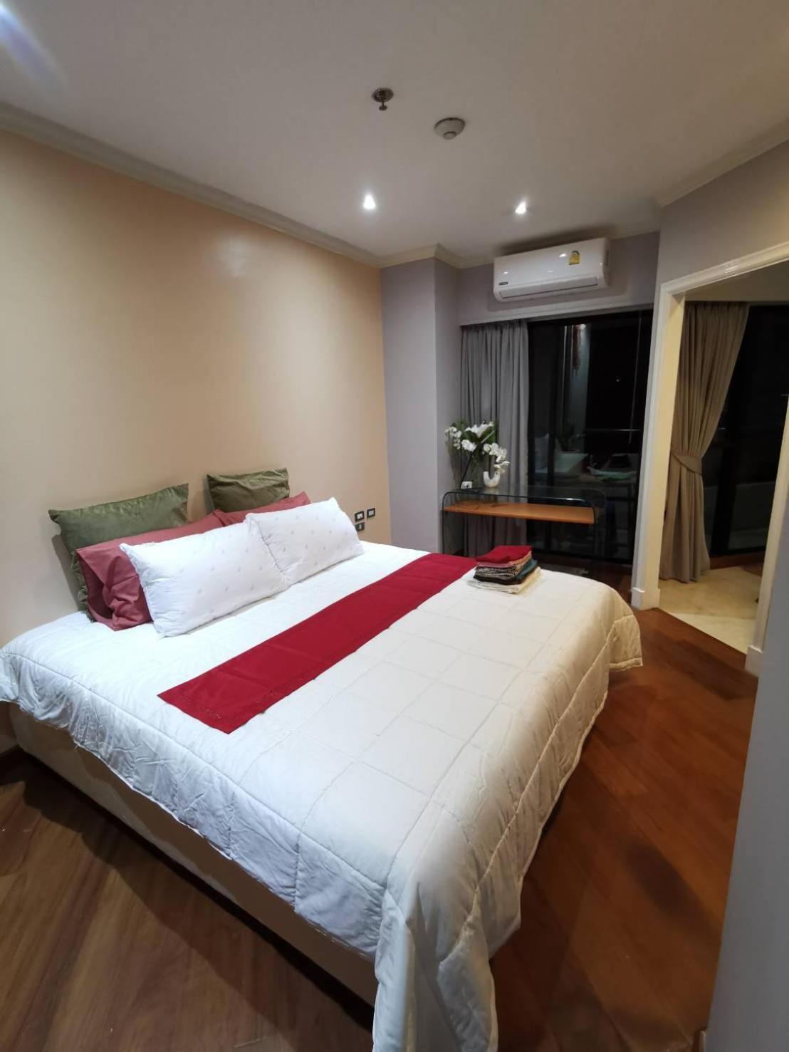 Cozy 1Br Walk To Bts And Airport Rail Link Close To Malls G7 Банкок Екстериор снимка