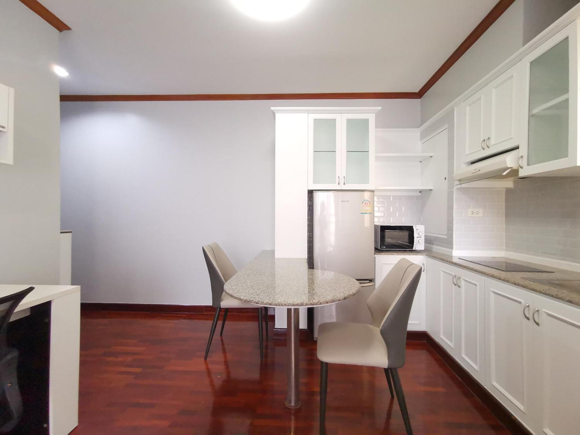 Cozy 1Br Walk To Bts And Airport Rail Link Close To Malls G7 Банкок Екстериор снимка