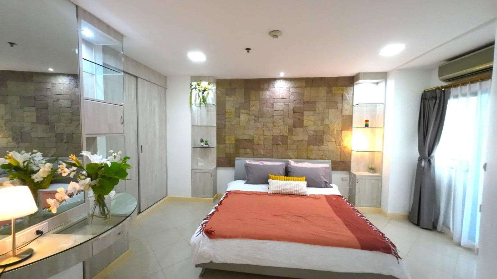 Cozy 1Br Walk To Bts And Airport Rail Link Close To Malls G7 Банкок Екстериор снимка